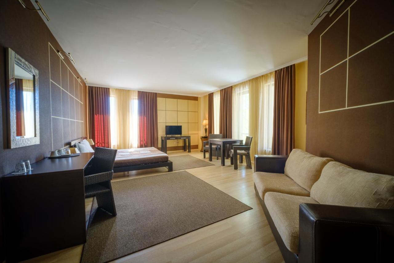 Family Hotel Classic Varna Eksteriør billede
